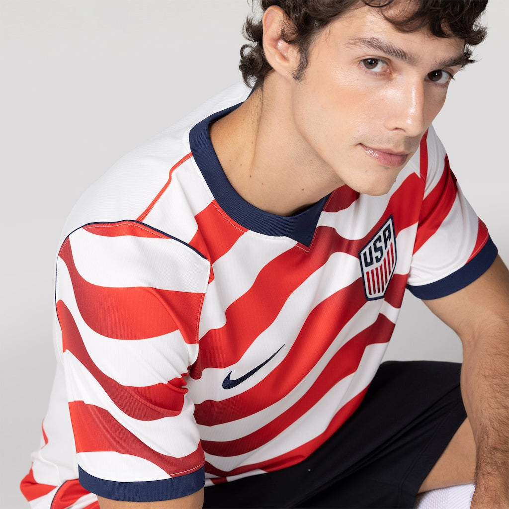 Camiseta local de Estados Unidos 2026